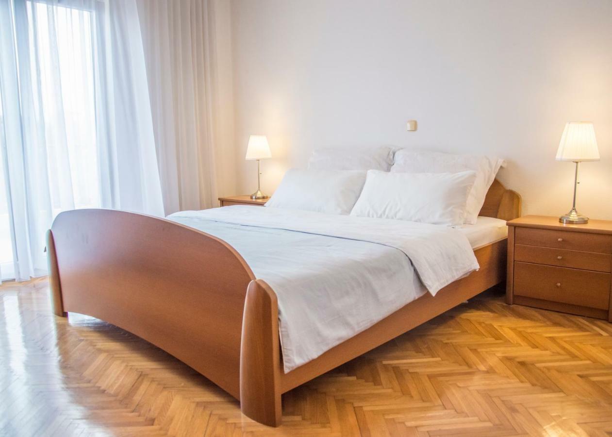 Relax Inn Подстрана Екстер'єр фото