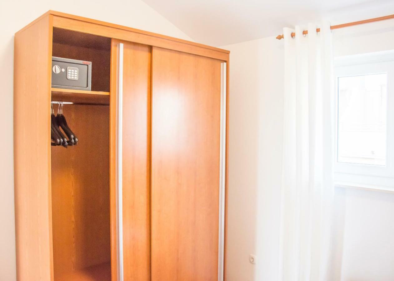 Relax Inn Подстрана Екстер'єр фото